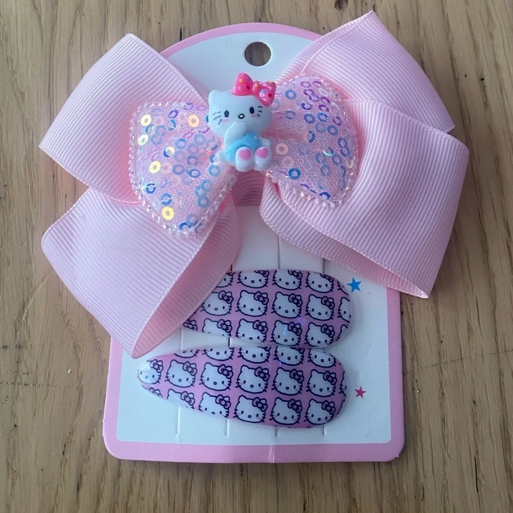 🆕 Hello Kitty Hair Bow + Hair Clips 🆕